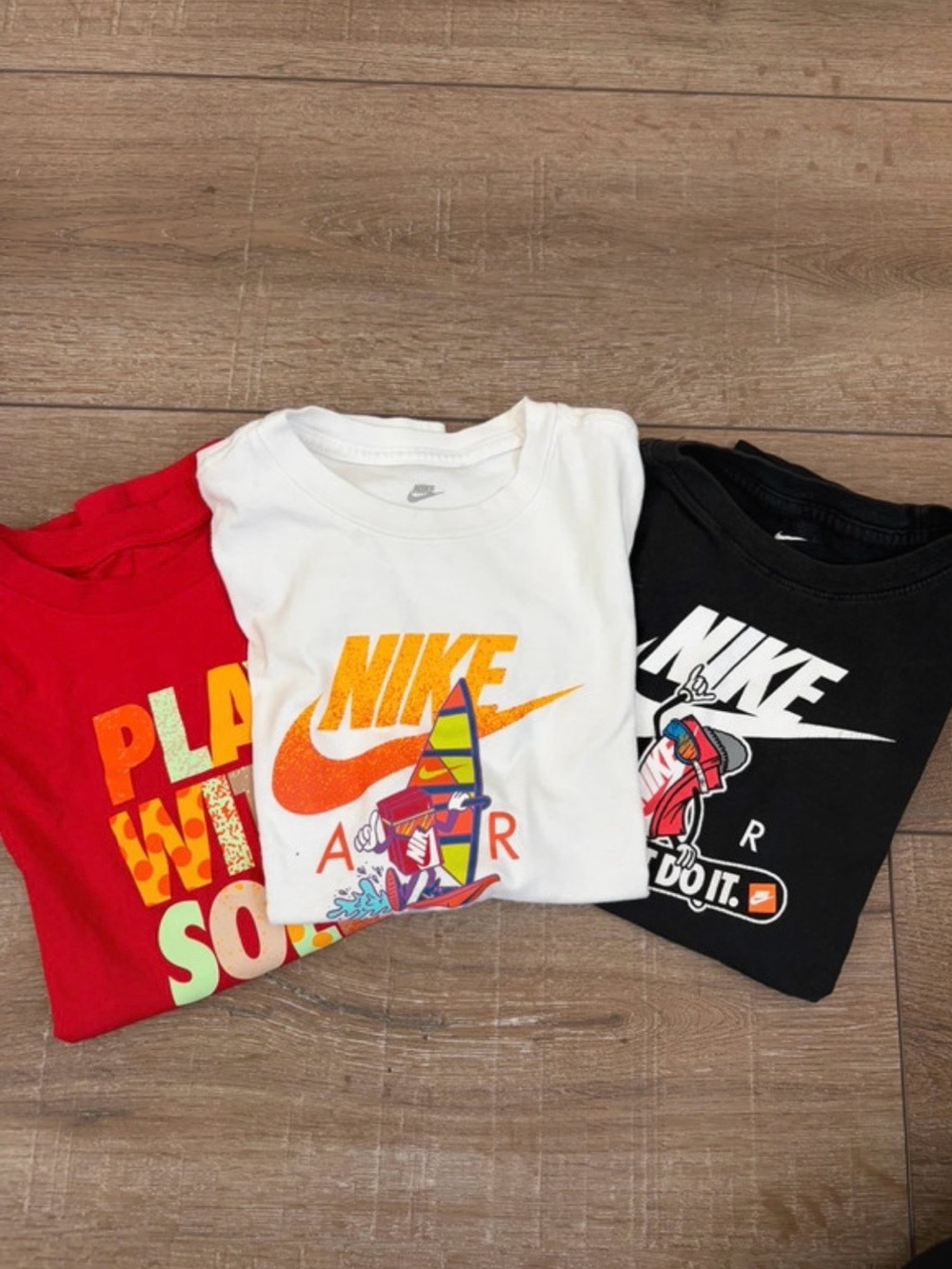 Nike Boys Graphic T-Shirt 3 Pack Bundle Youth M 10-12